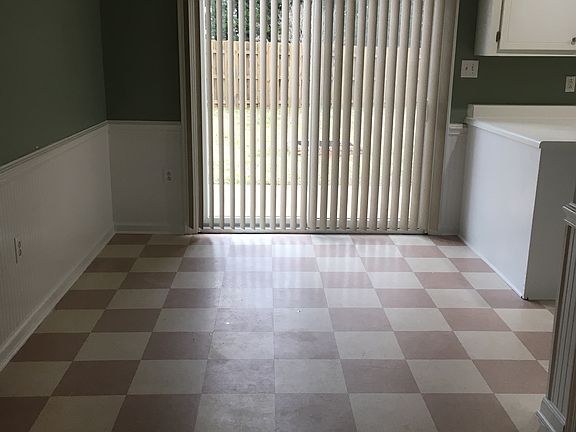 Dining Nook in kitchen