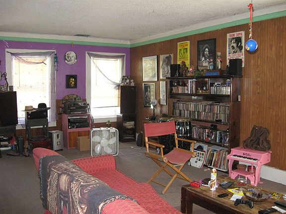 5th image of 315 Paterson St