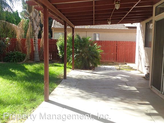 2nd image of 1562 Jamie Dr