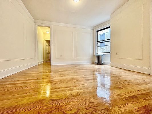 3rd image of 51-17 Skillman Ave #2R