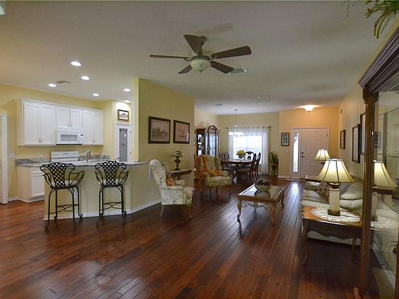 2nd image of 4135 Aberdeen Ln