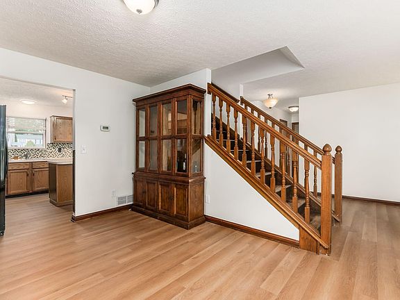 4th image of 3365 Scioto Glen Dr