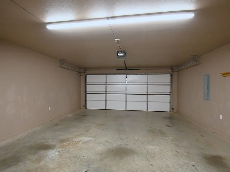 5999 Walnut Hill Dr — Photo 34