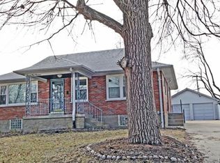 9914 Alden Ln, Saint Louis, MO 63119