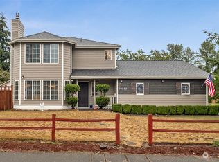 25032 Lake Wilderness Country Club Dr SE, Maple Valley, WA