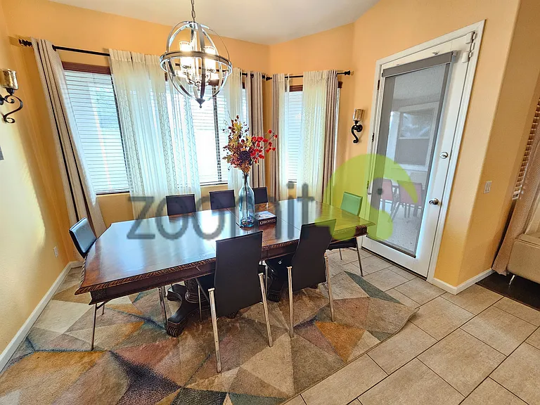 8805 W Glenn Dr — Photo 15