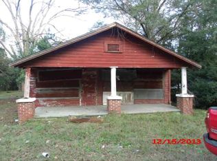915 3rd St SE, Moultrie, GA 31768
