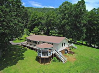 409 Briarwood Rd, Sylva, NC 28779