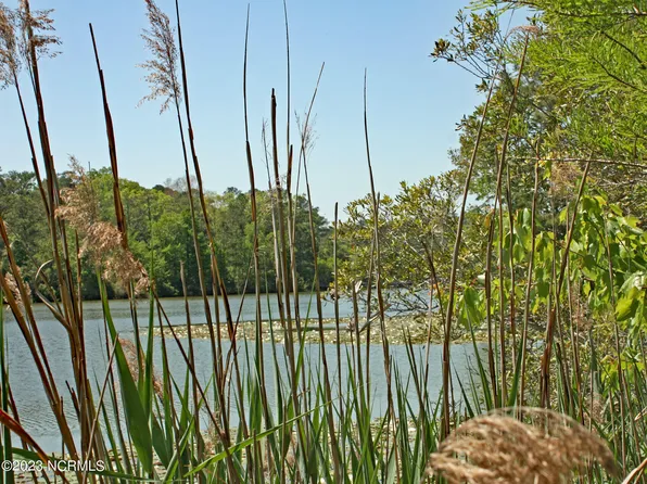 3581 Lake Shore Drive SW, Shallotte, NC 28470