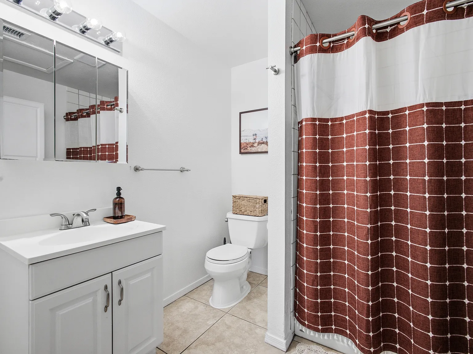 Studio, 625 sqft, $2,100 — Photo 4