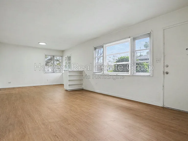 2233 9th St #A — Photo 3