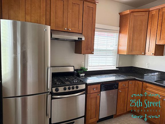 3rd image of 801 F St #11371274