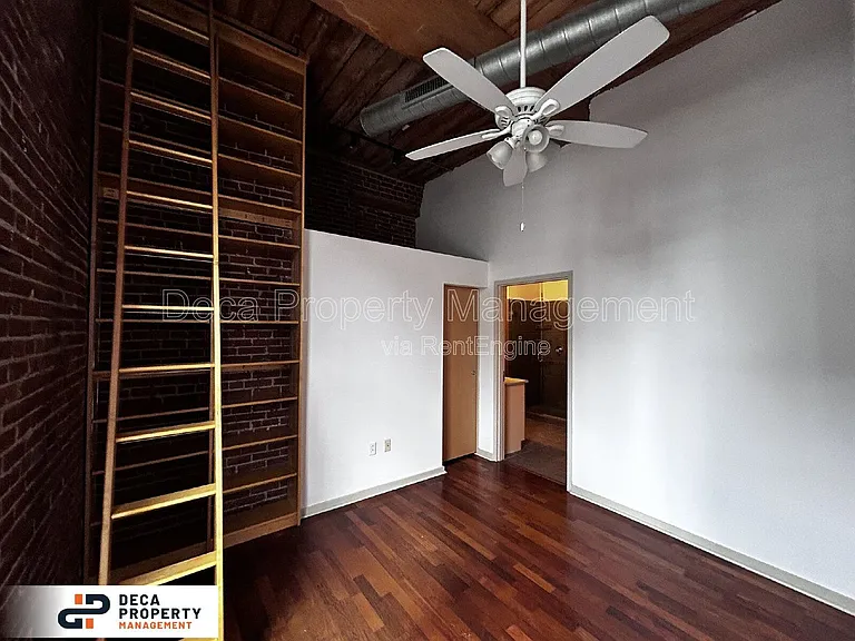 721 N 17th St #204 — Photo 8