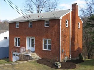 828 Bethany Dr, Pittsburgh, PA 15243