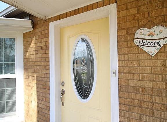 5th image of 2105 Garfield Ave