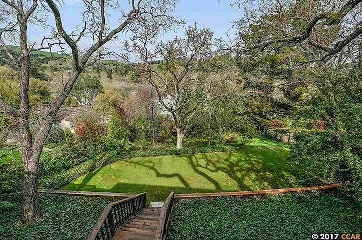 934 Diablo Dr — Photo 1