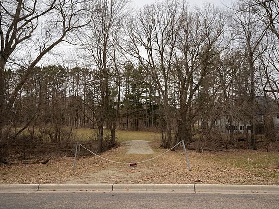 2nd image of 1320 NE Mineral Sp Pkwy