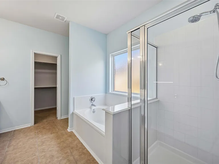 29526 Winton Wood Way — Photo 12