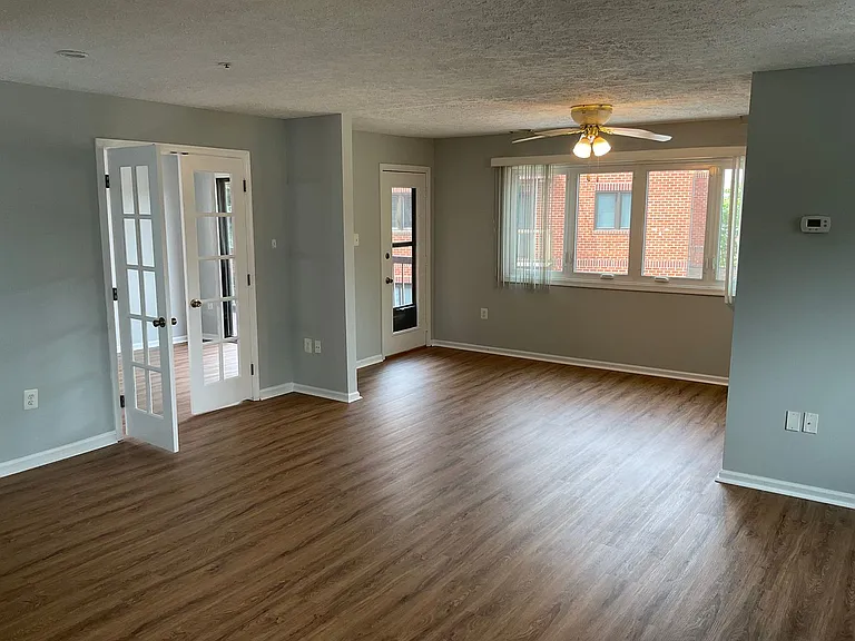 8 Russell Ave #311 — Photo 8