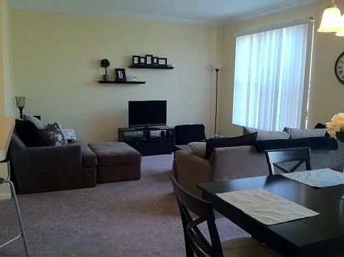1st image of 821 Stuarts Dr