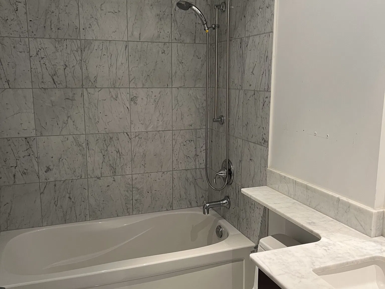 35 Balmuto St — Photo 4