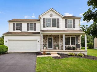 321 Amber Light Cir, Delaware, OH 43015