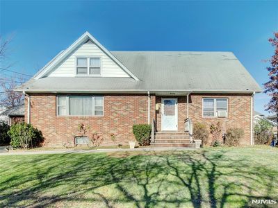 475 Dewey Ave, Saddle Brook, NJ, 07663