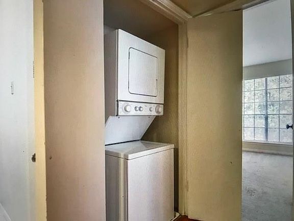 5th image of 8055 Cambridge St APT 38