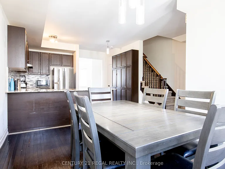 43 Tollgate St #UPPER — Photo 17