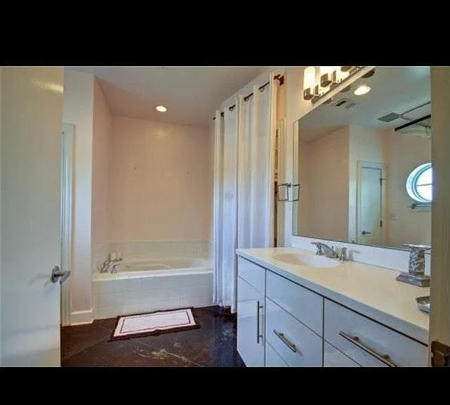 117 30th Ave N #306 — Photo 7