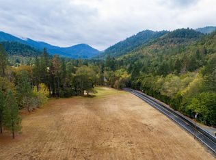 1011 Murphy Creek Rd, Grants Pass, OR 97527