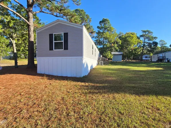 119 Sue St #119S, Spring Lake, NC 28390