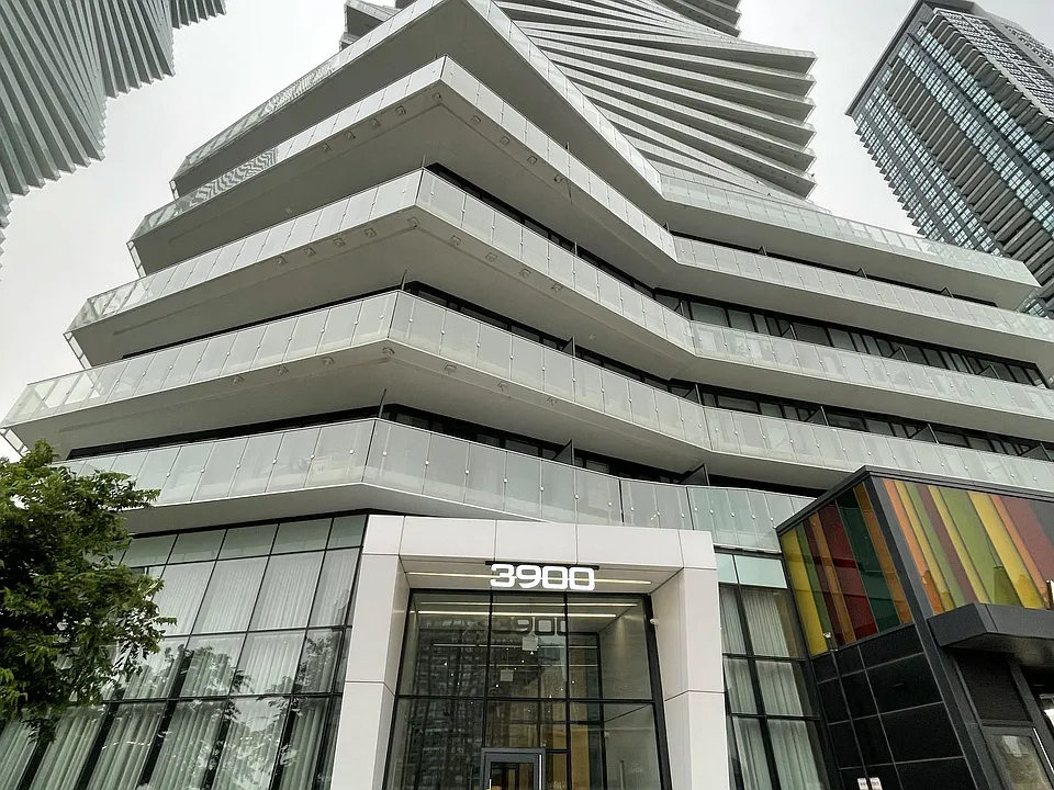 3900 Confederation Pkwy #2109