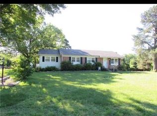 3046 Pleasant Ridge Rd, Summerfield, NC 27358