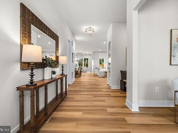 4th image of 7505 Magarity Rd