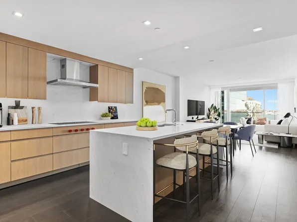 150 Seaport Blvd Unit D, Boston, MA 02210
