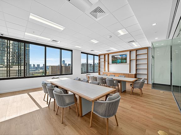 2nd image of 1515 Liona St #1512-1