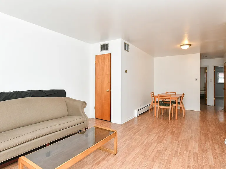 207 Manhattan Ave #2 — Photo 8