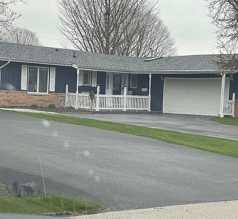 1st image of 2721 Calmer Dr