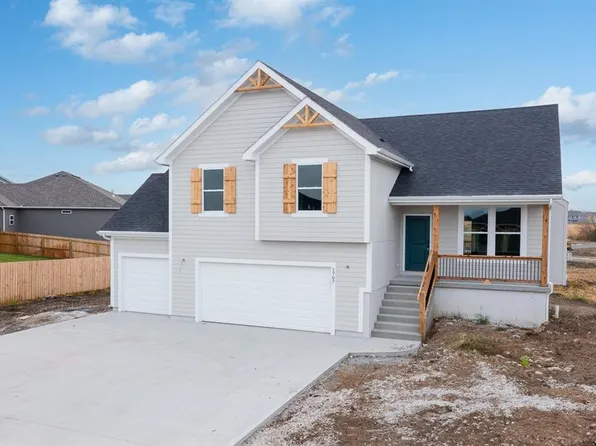 1707 N 162nd Cir, Basehor, KS 66007
