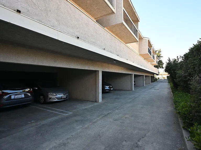 MAR812 — Photo 30