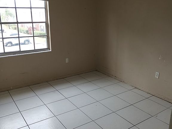 2nd image of 1404 Holden Ave APT D