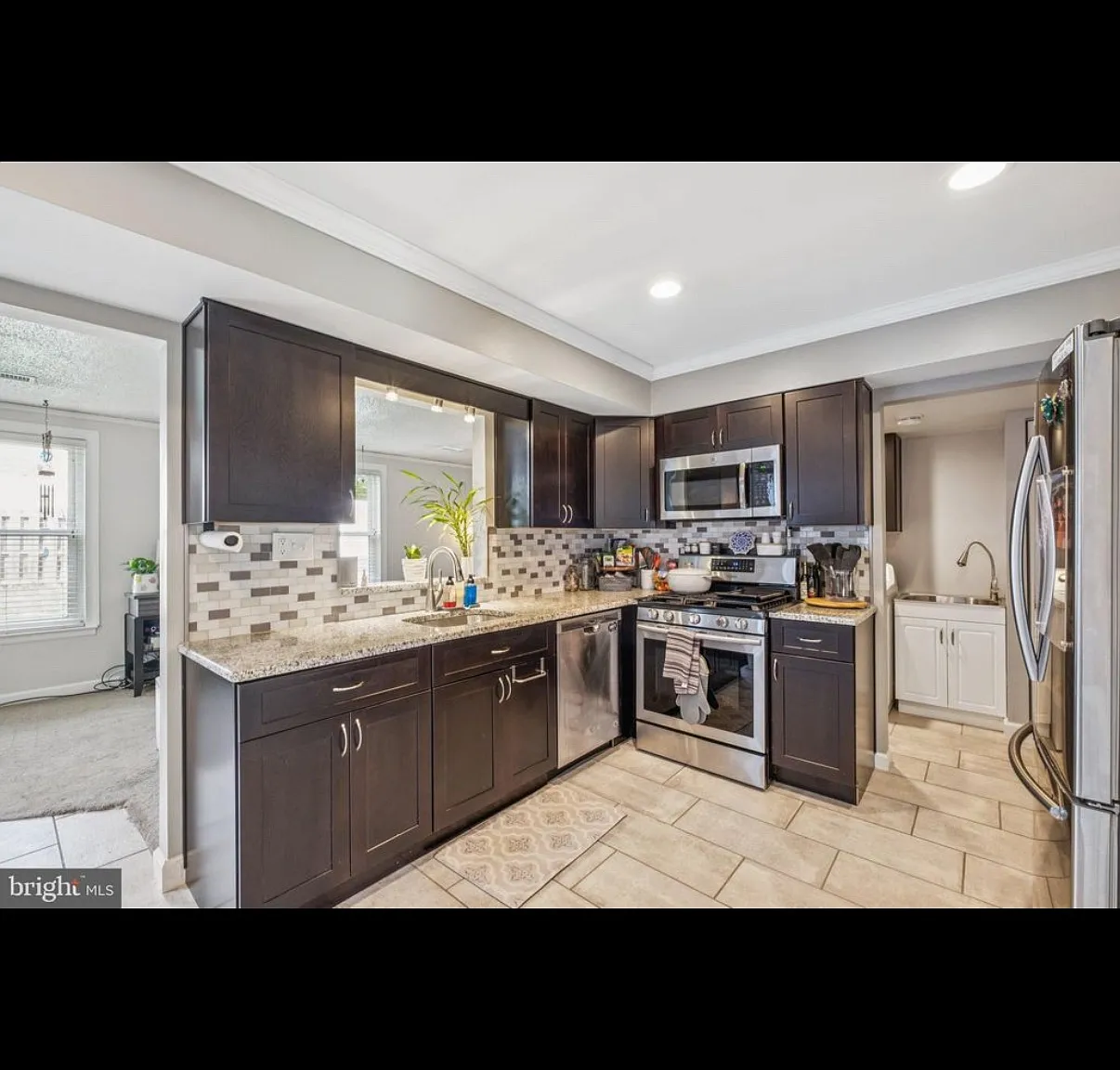 3244 Farragut Ct — Photo 3