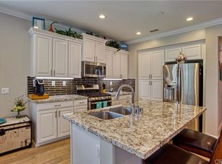 56 Rose Arch #11, Irvine, CA 92620