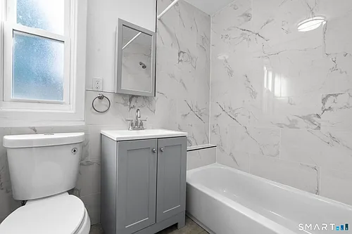 1874 Barnum Ave #2E Photo 1