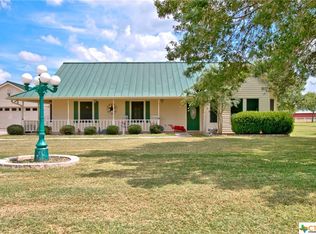 125 Victorian Cir, Marion, TX 78124