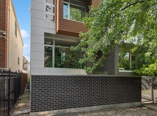 1752 N Rockwell St, Chicago, IL 60647