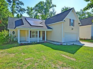 220 E Edgefield Dr, Summerville, SC 29483