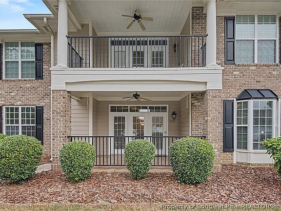2nd image of 1851 Jennifer Ln Unit 102