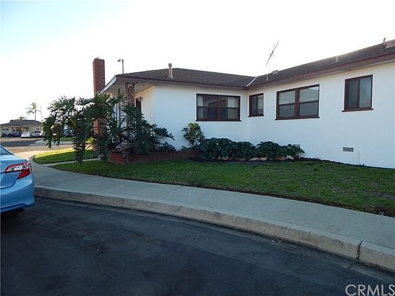 2nd image of 15729 Bonsallo Ave